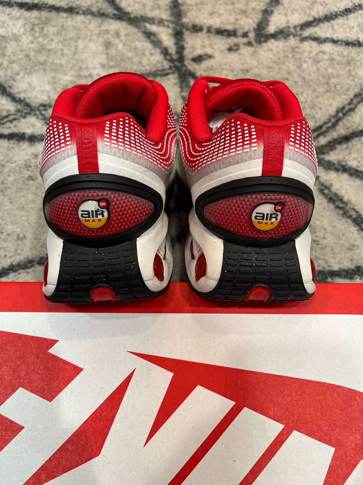 Nike Air Max Dn Red