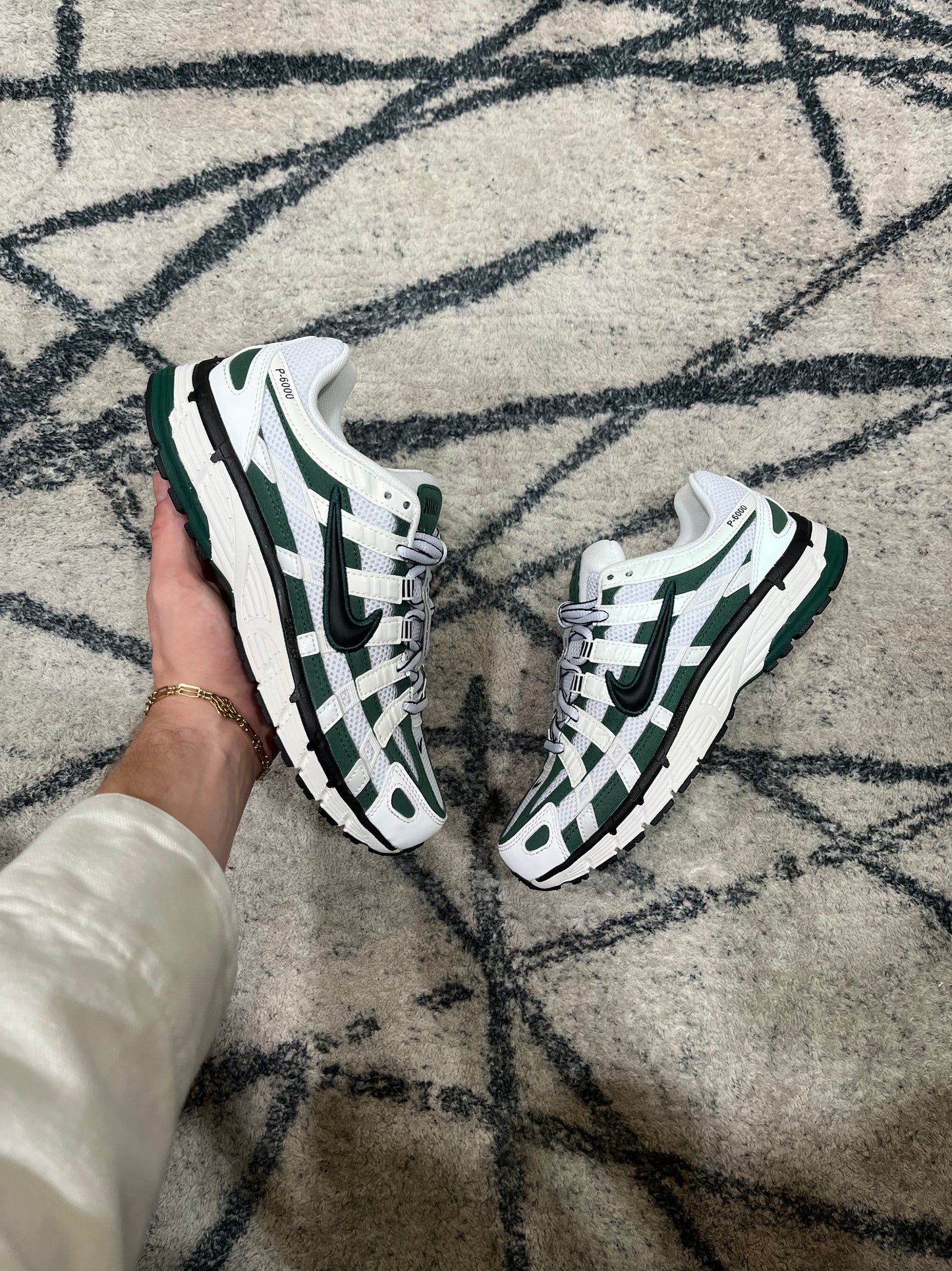 Nike P-6000 Pine Green