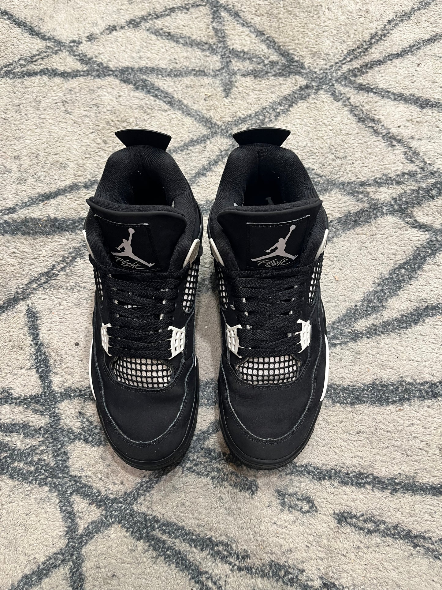 Air Jordan 4 White Thunder