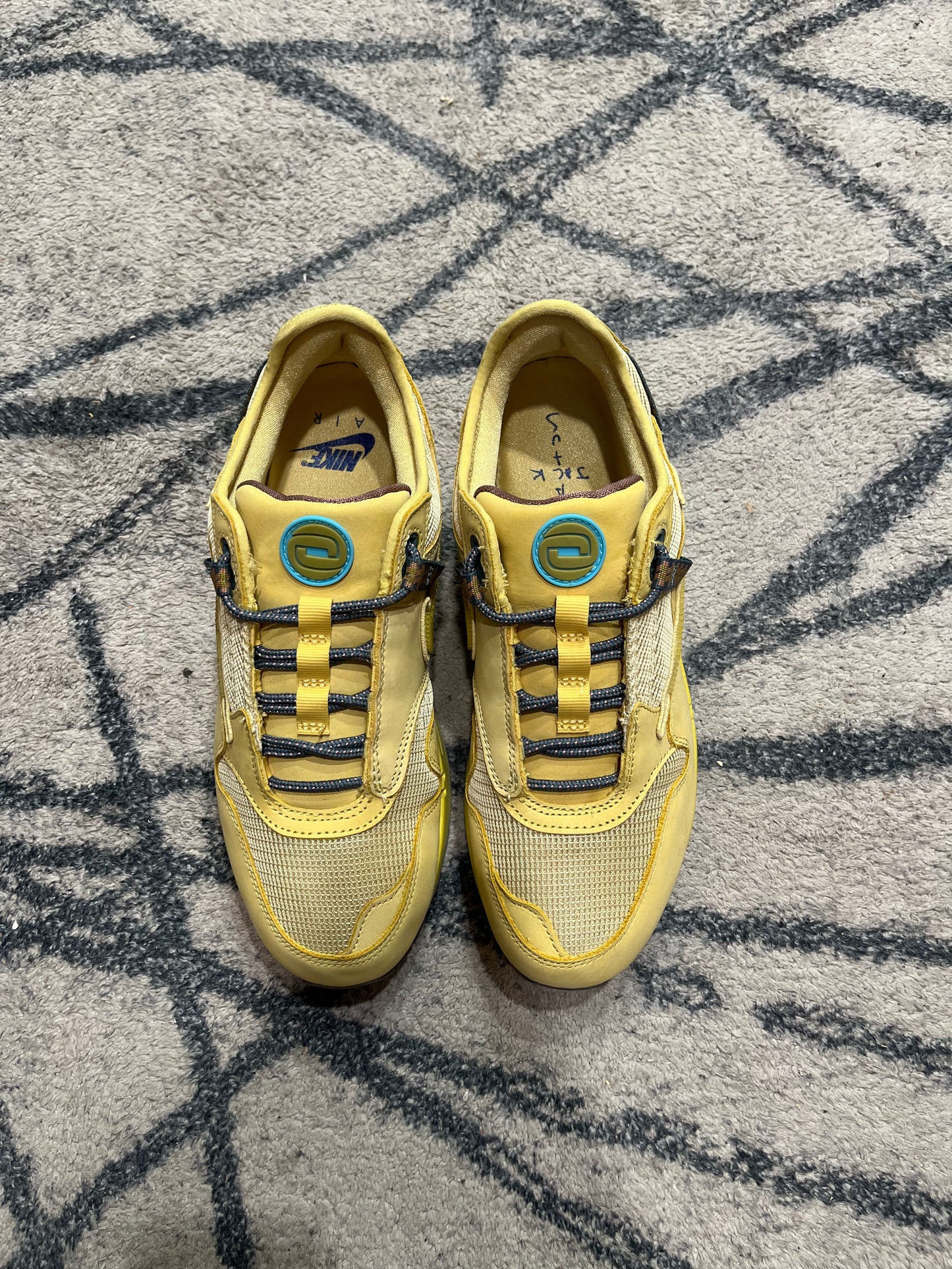 Nike Air Max 1 Travis Saruen Gold