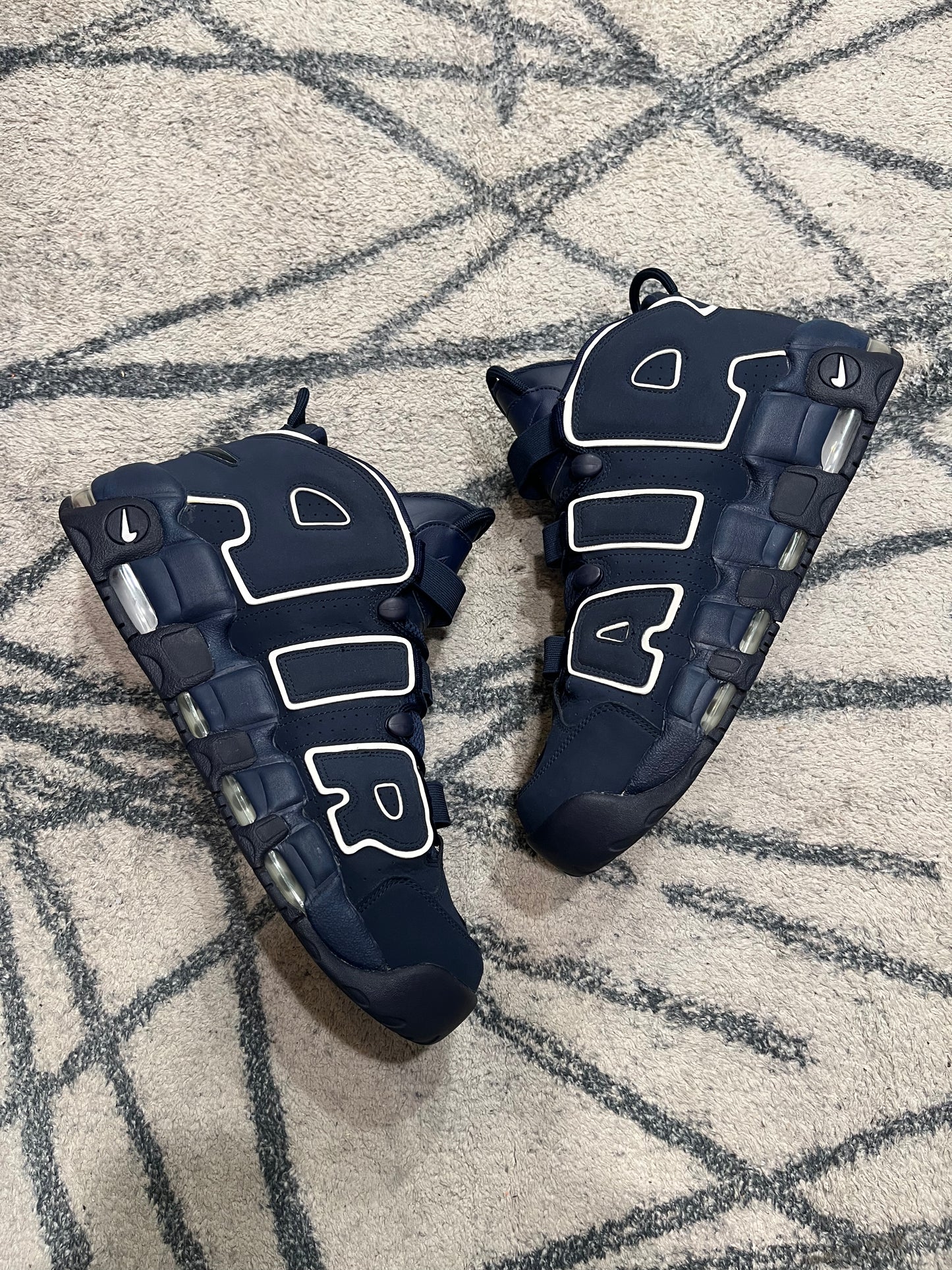 Nike Uptempo Obsidian