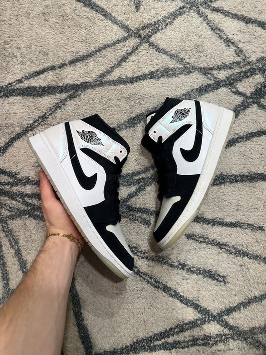 Air Jordan 1 Mid Diamond Shorts