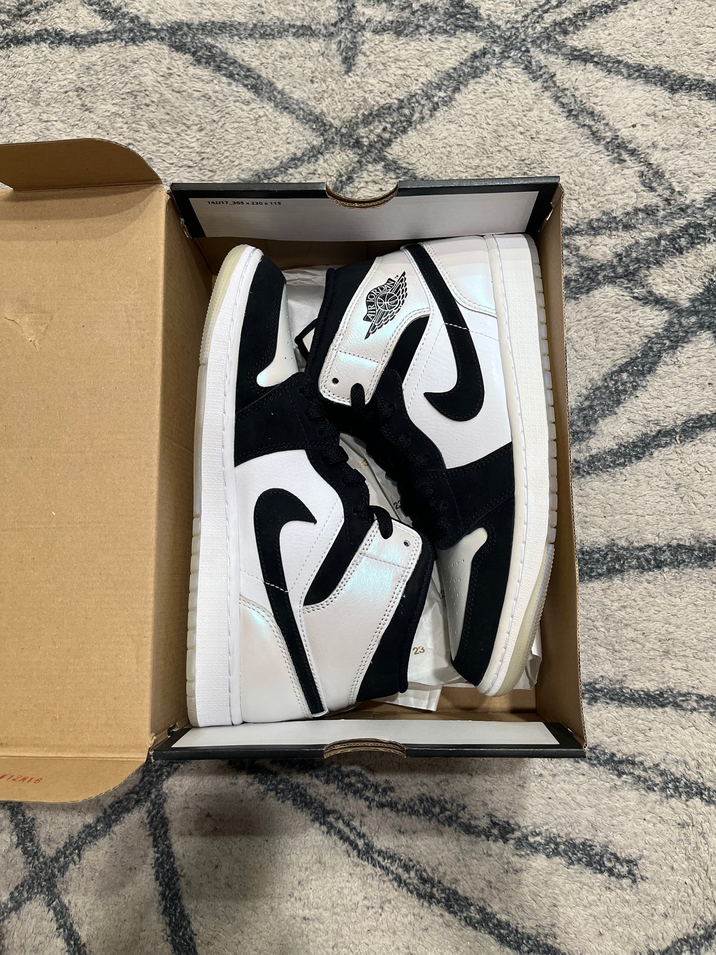 Air Jordan 1 Mid Diamond Shorts