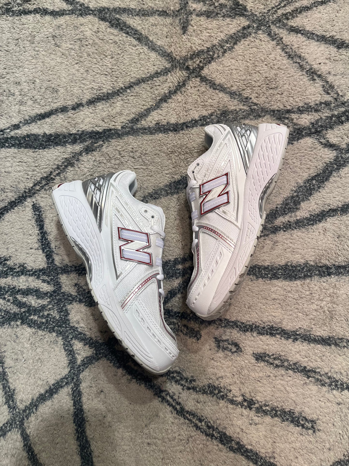 New Balance 1906 White Laser Red