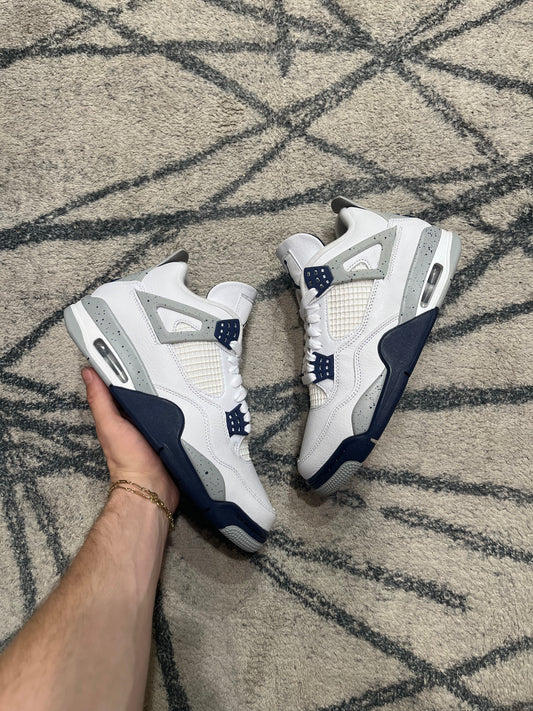 Air Jordan 4 Midnight Navy