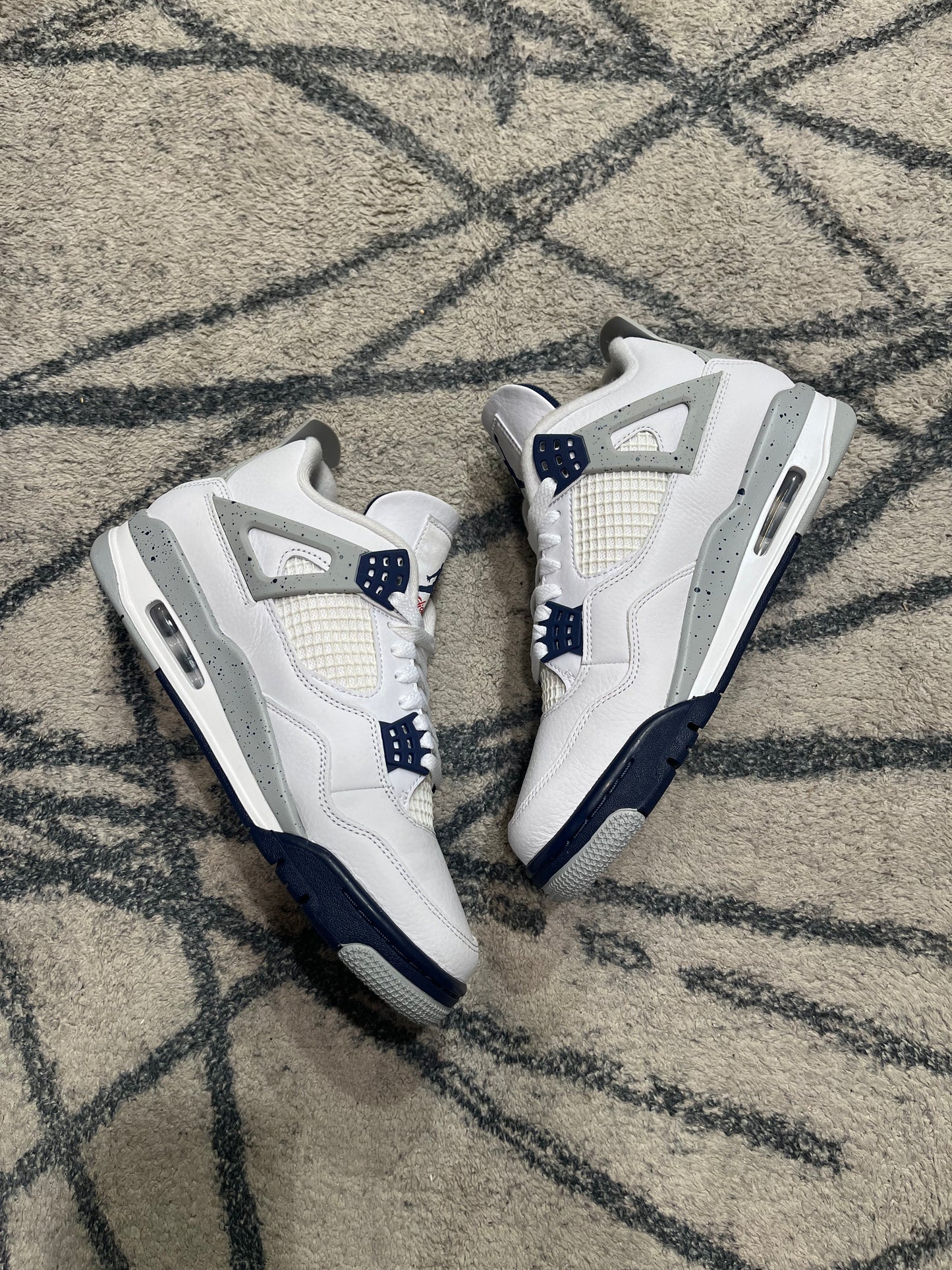 Air Jordan 4 Midnight Navy