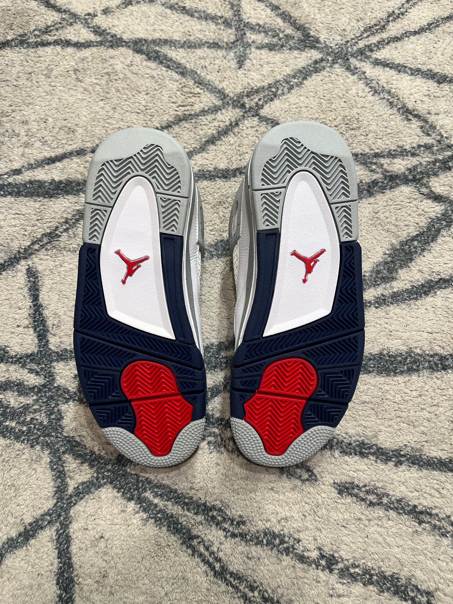 Air Jordan 4 Midnight Navy