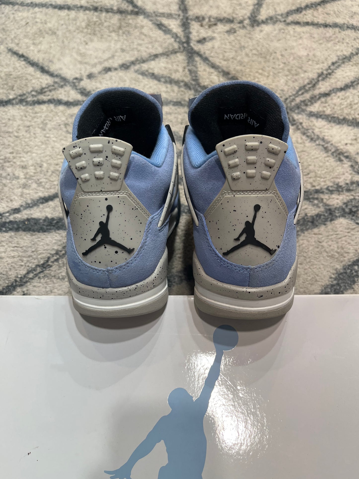 Air Jordan 4 University Blue