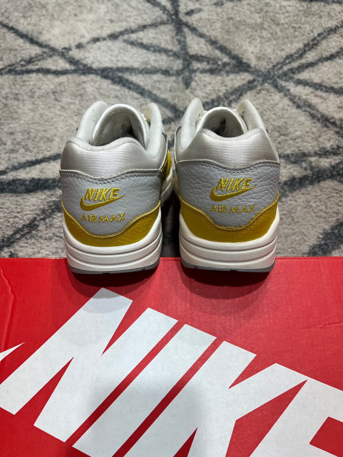 Nike Air Max 1 Tour Yellow