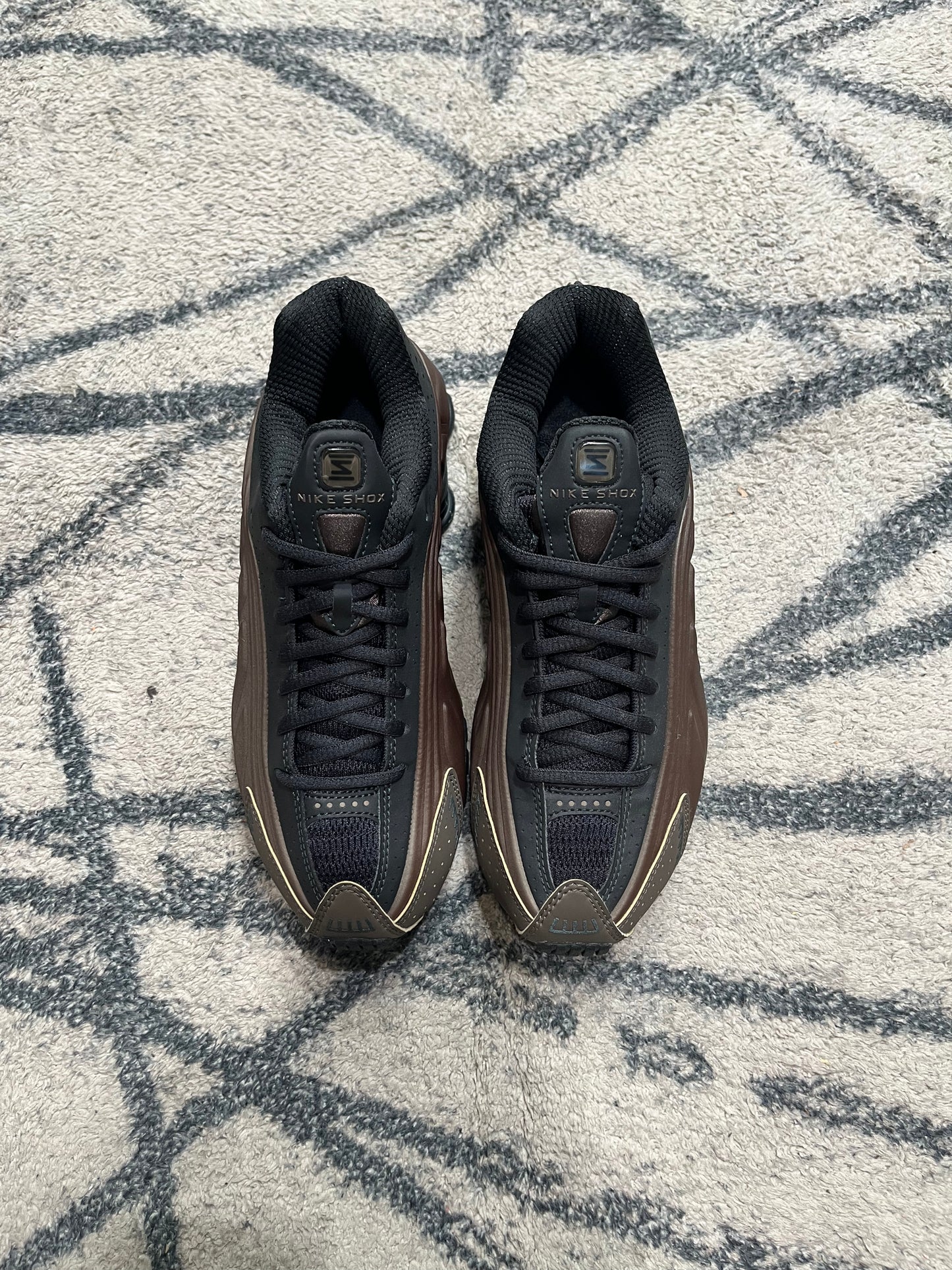 Nike Shox R4 Ironstone