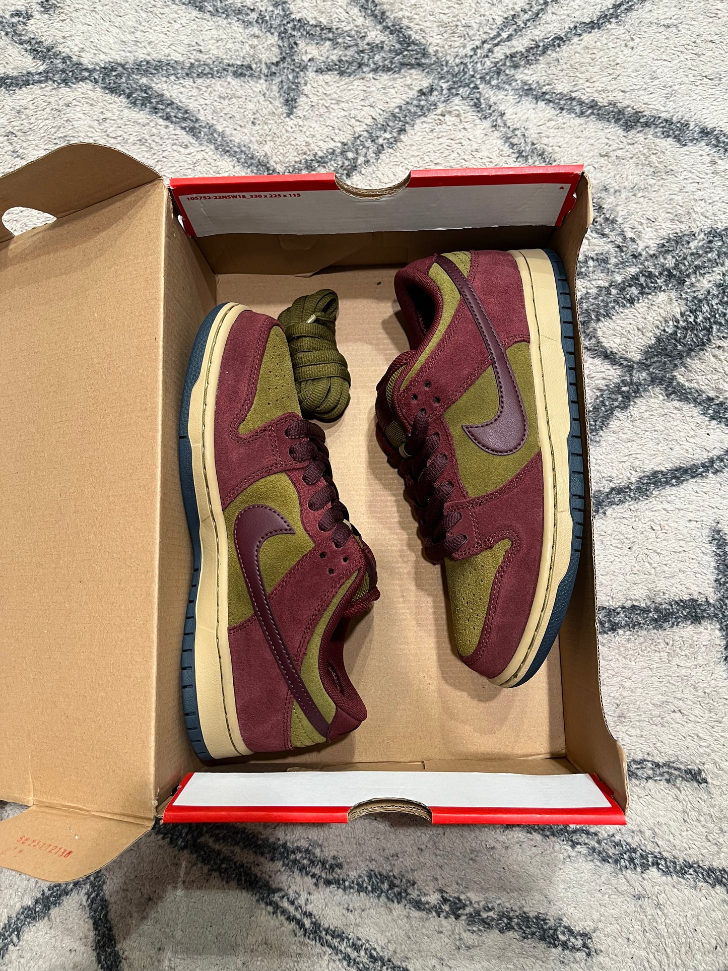 Nike Dunk SB Team Red Olive Flak