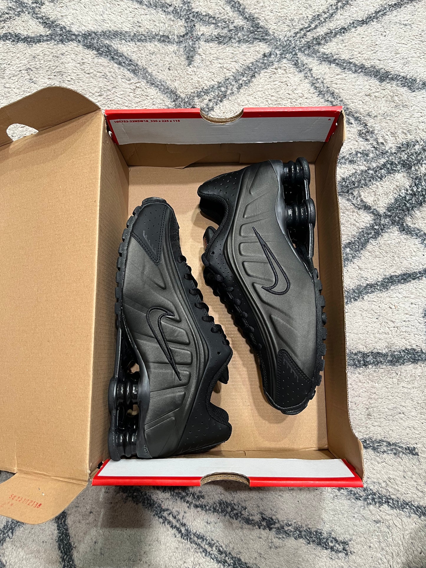 Nike Shox R4 Bright Noir