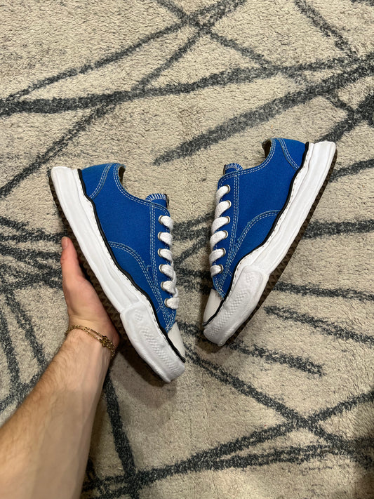 Maison Mihara Yasuhiro Peterson Blue