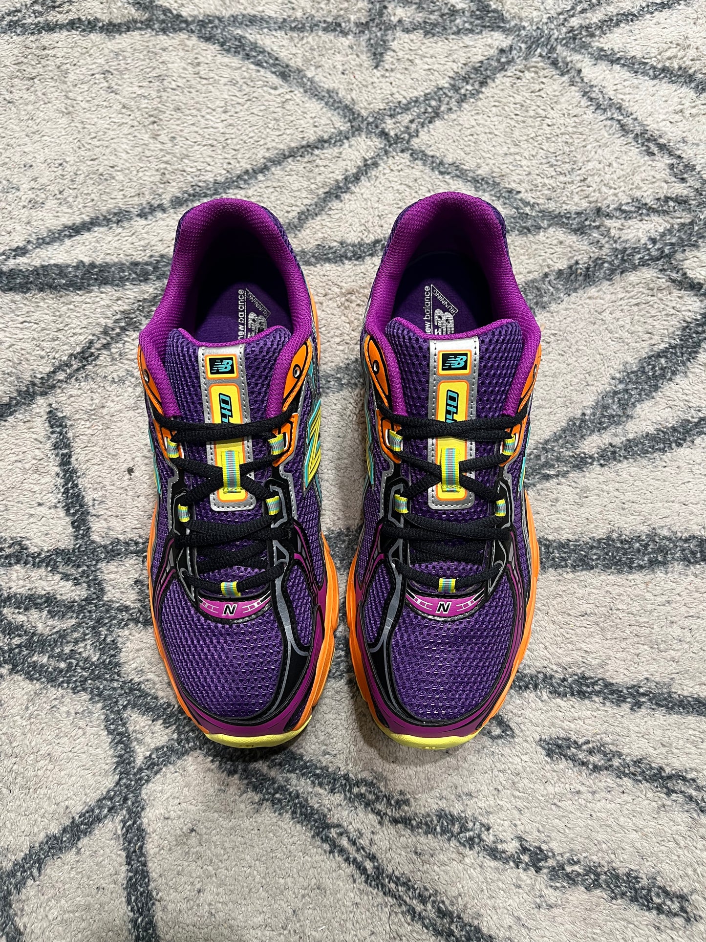 New Balance 740 Grape Orange