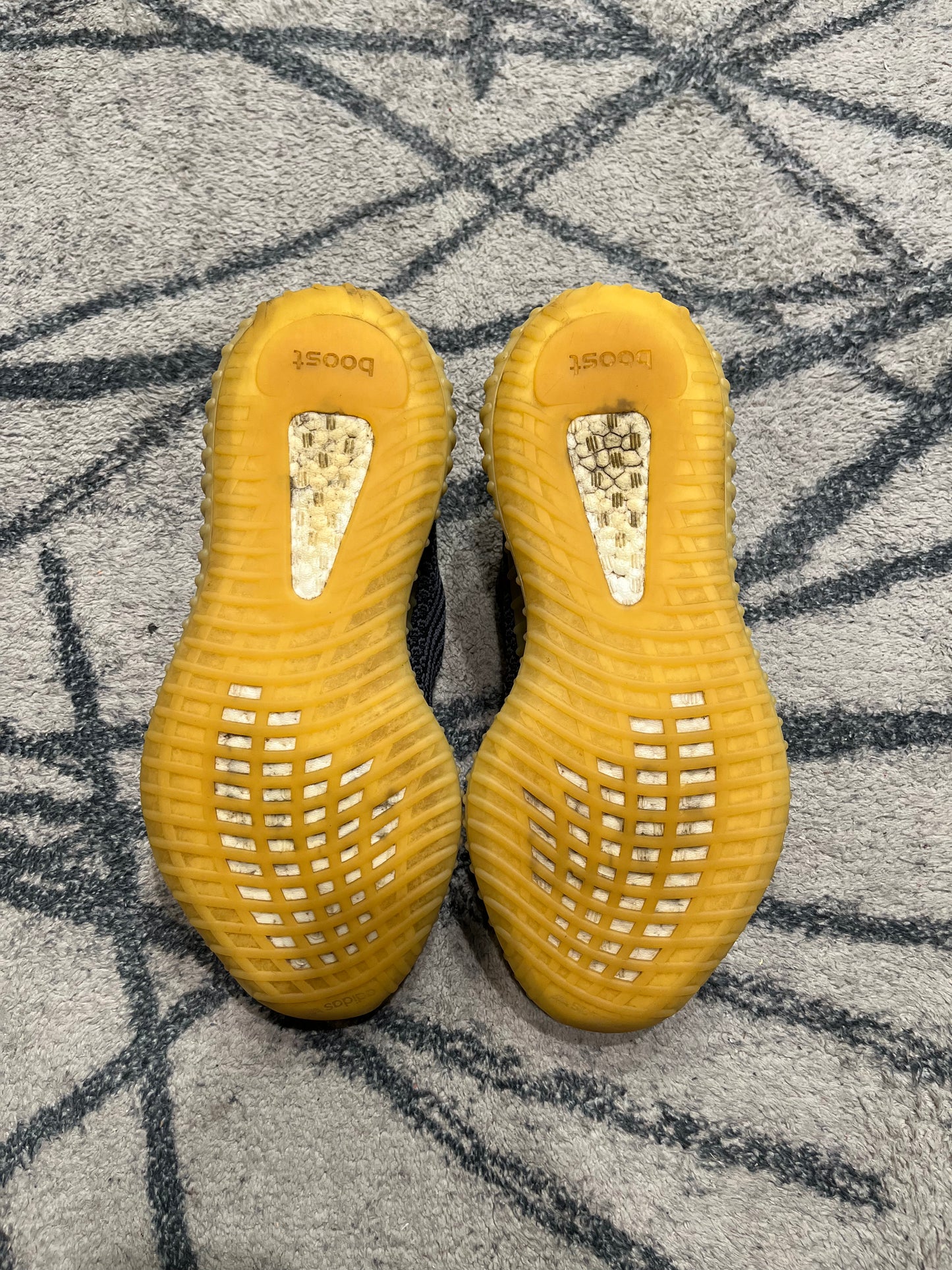 Yeezy 350 Carbon