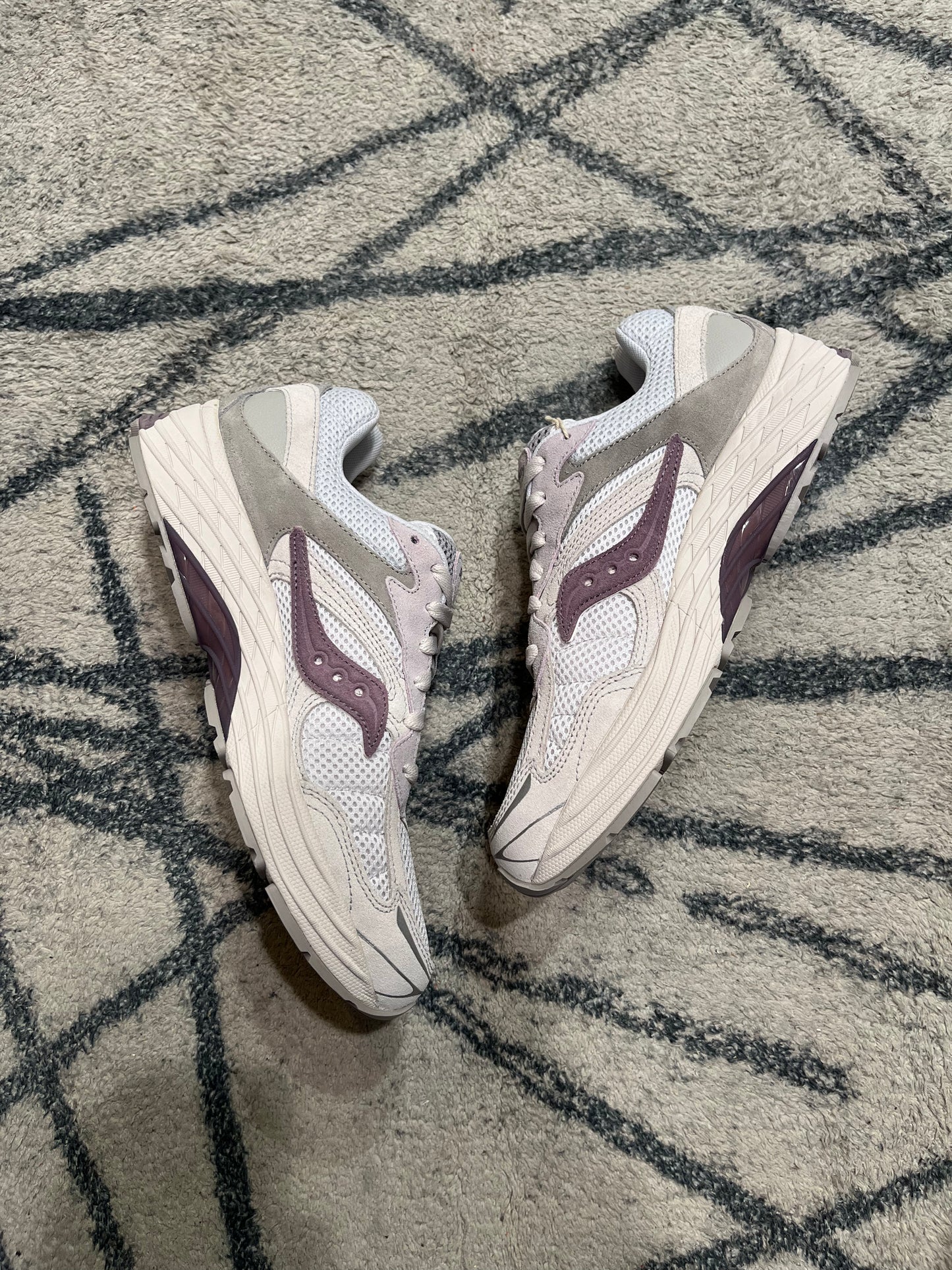 Saucony Omni 9 Lilac