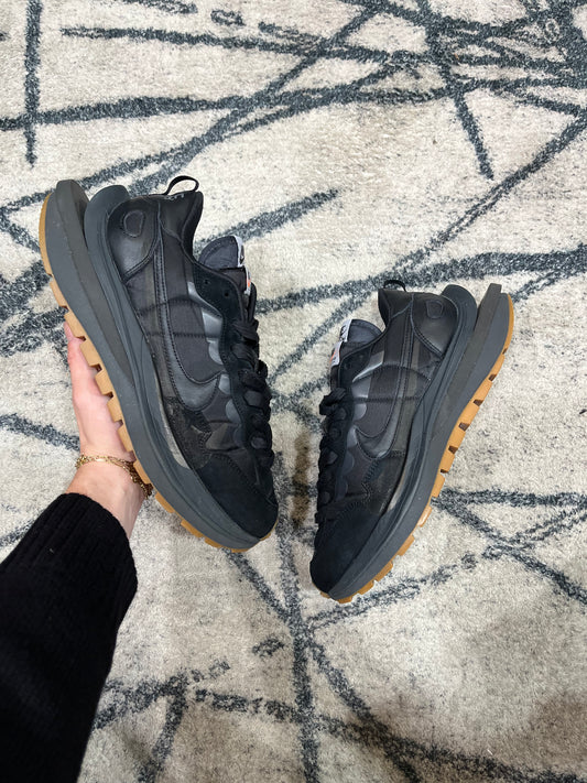 Sacai Vaporwaffle Black Gum