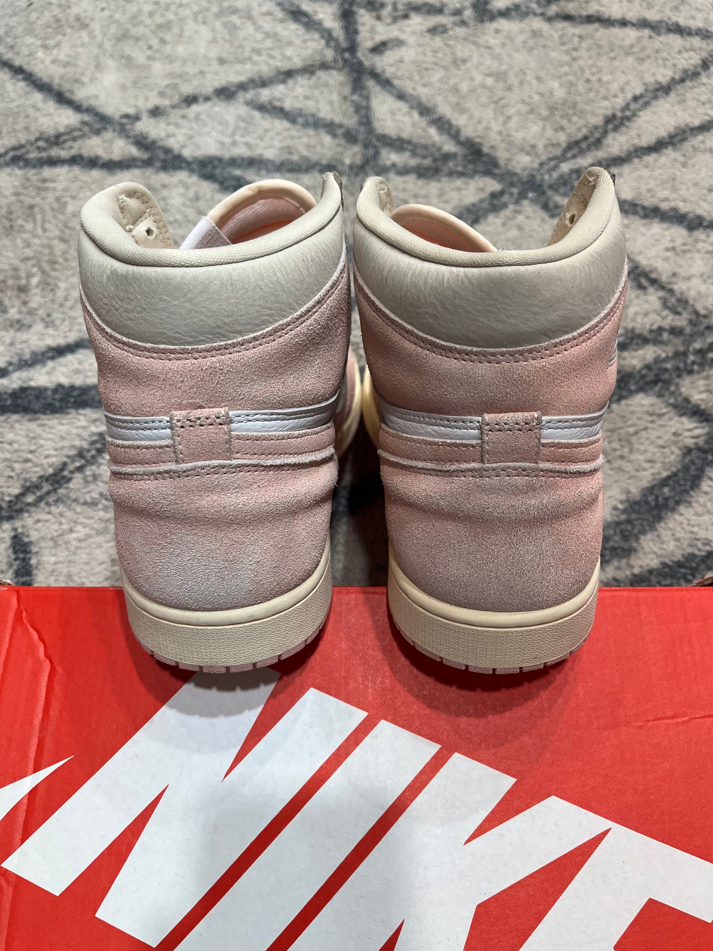 Air Jordan 1 High Washed Pink