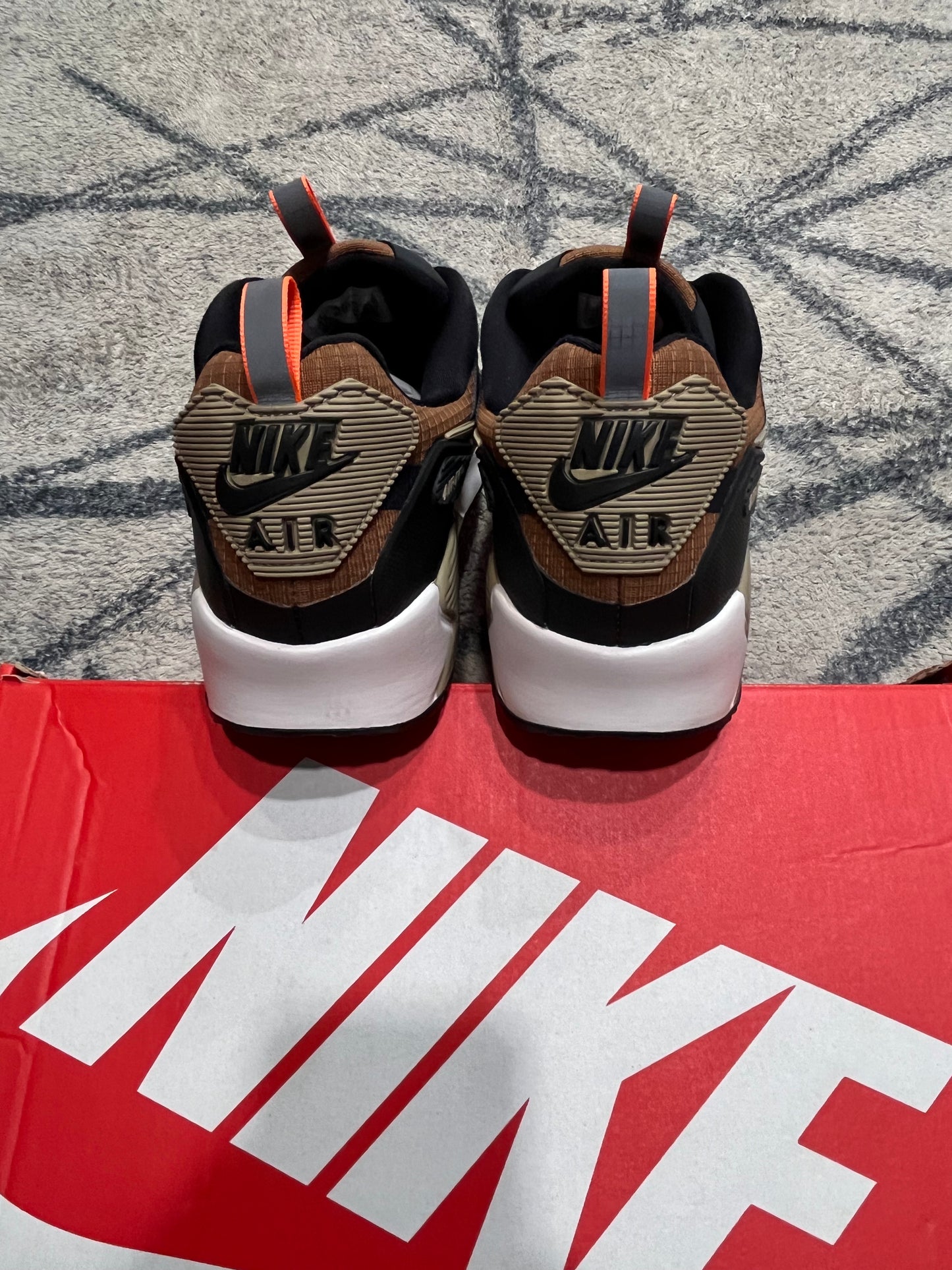 Nike Air Max 90 Drift Dark Smoke Grey
