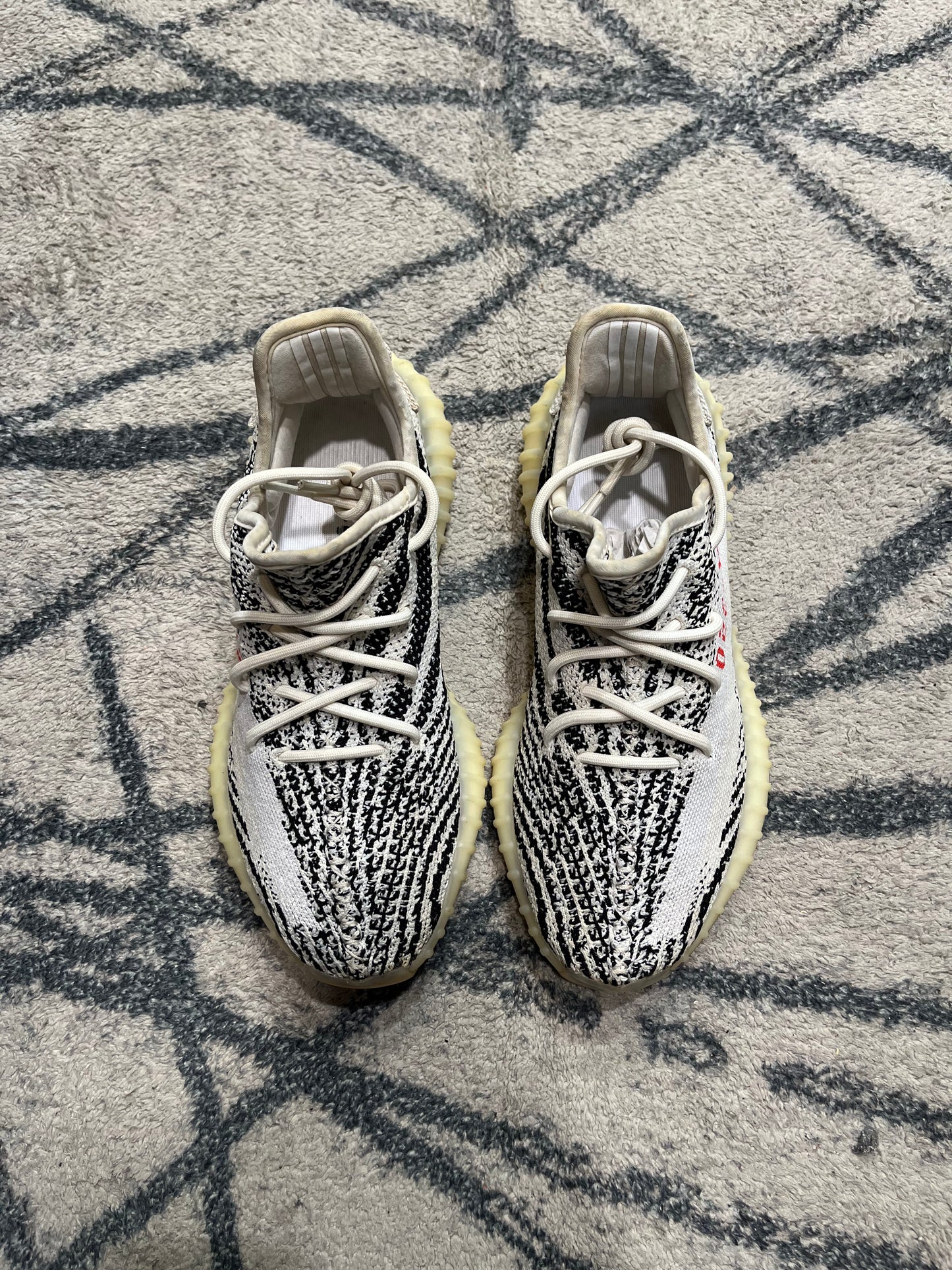 Yeezy Boost 350 V2 Zebra