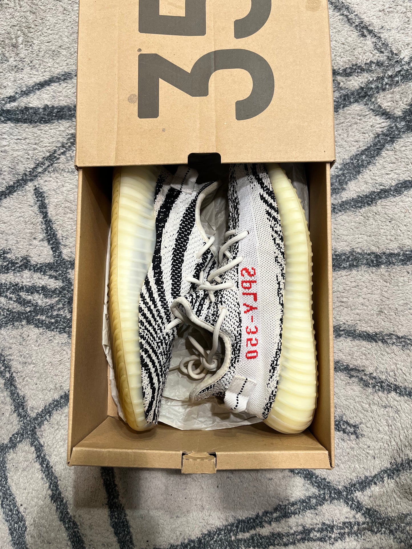Yeezy Boost 350 V2 Zebra