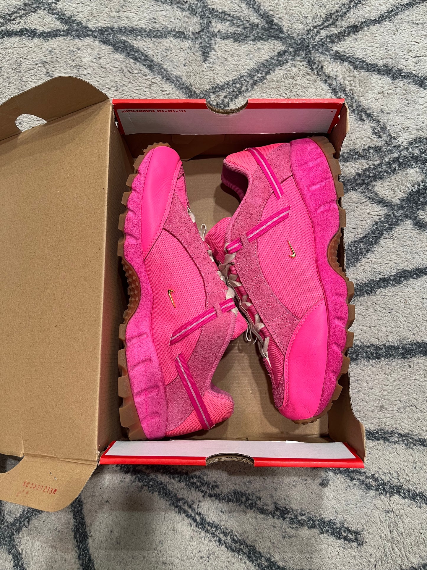Nike Humara Jacquemus Pink