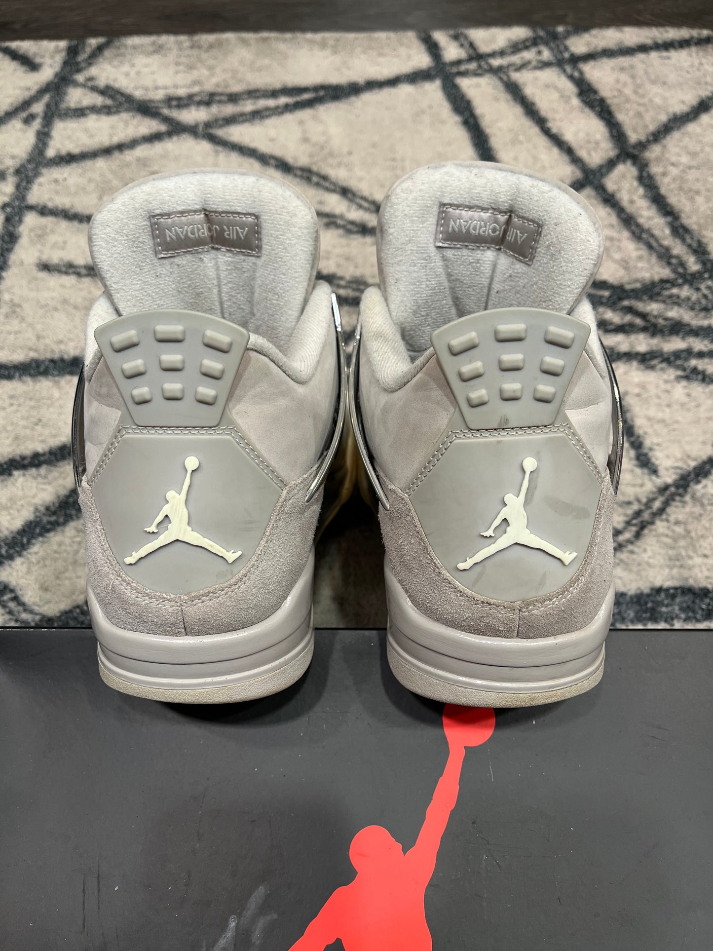 Air Jordan 4 Frozen Moment