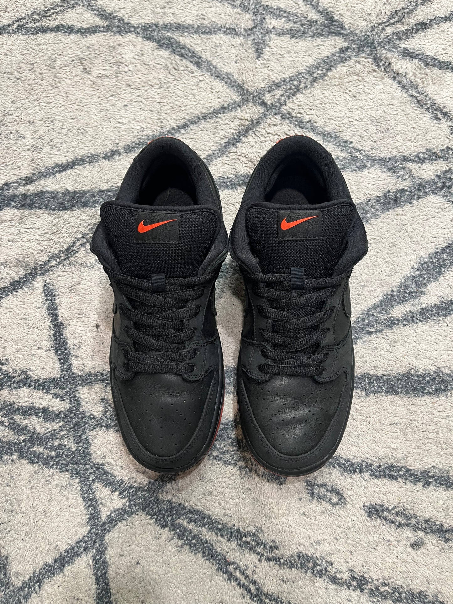 Nike Dunk SB Pigeon Black
