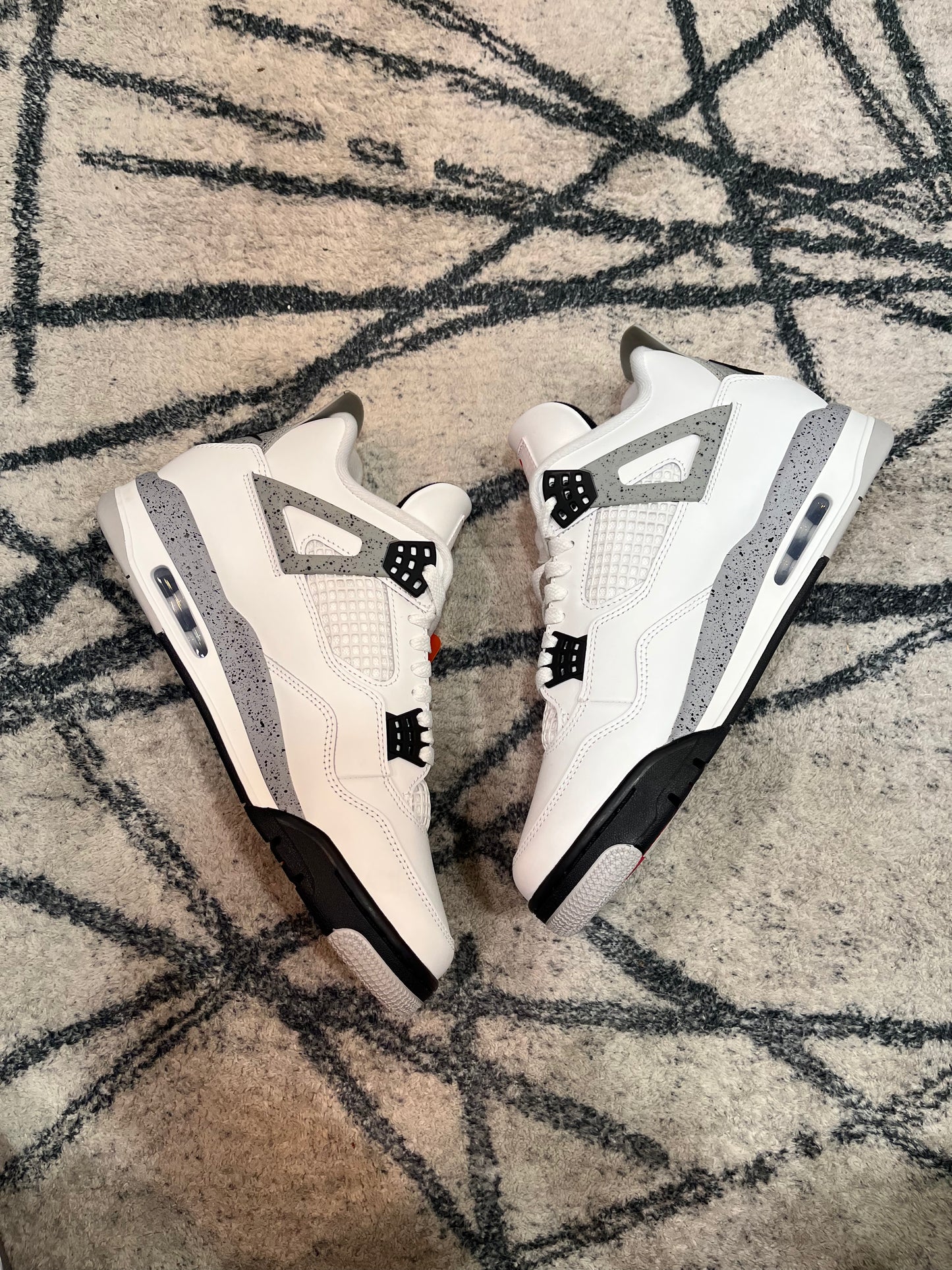 Air Jordan 4 White Cement