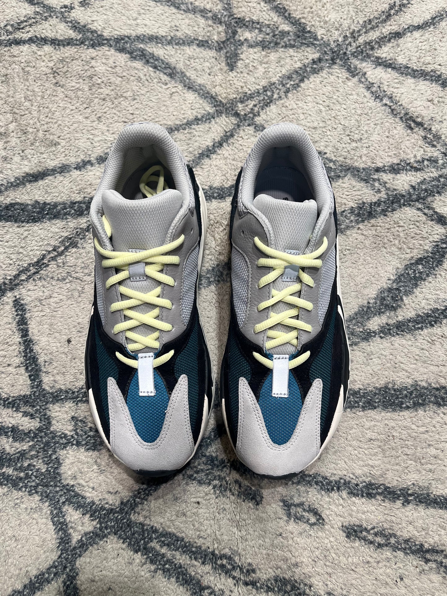 Yeezy 700 Wave Runner