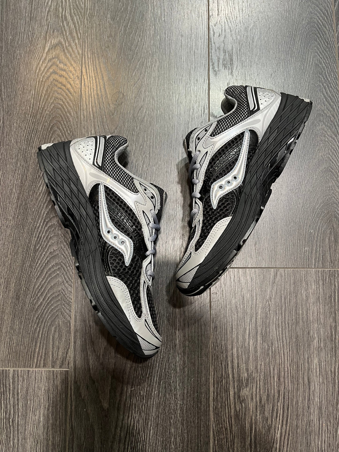 Saucony Omni 9 Black Silver