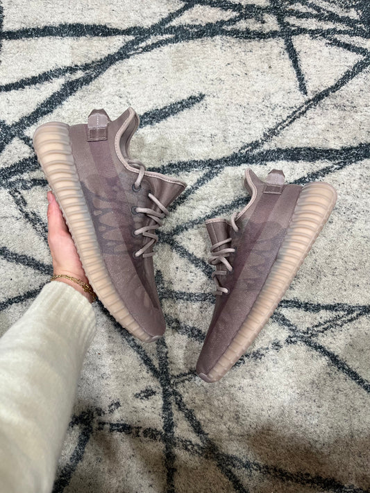 Yeezy 350 Monmis