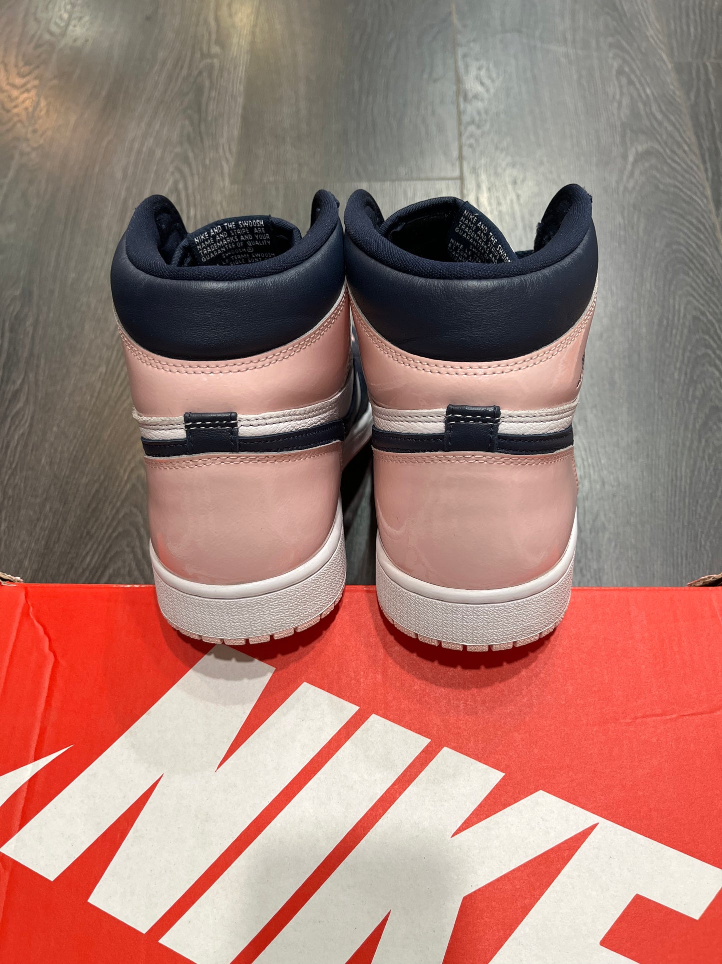 Air Jordan 1 High Bubble Gum