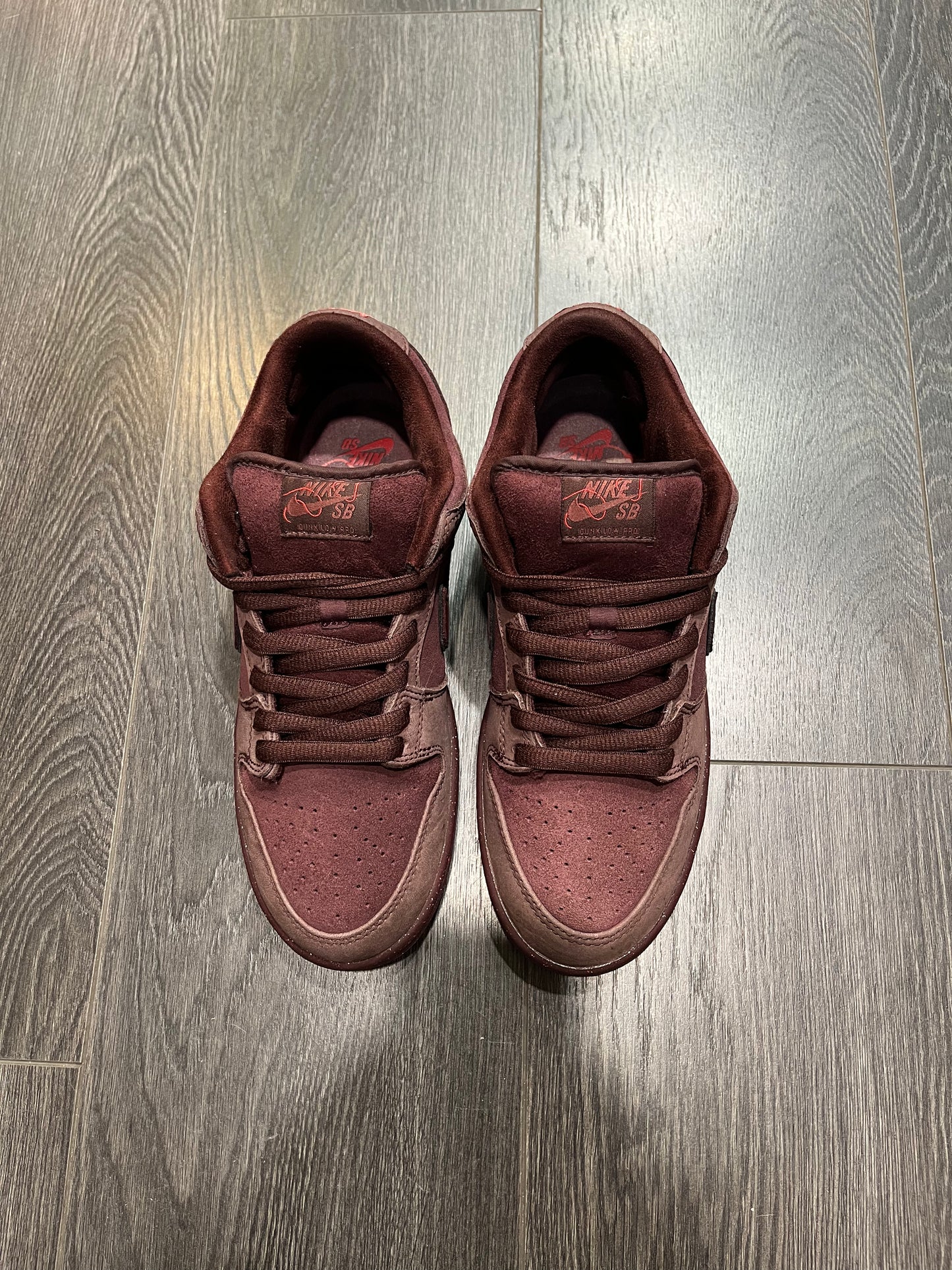 Nike Dunk SB City Of Love Burgundy