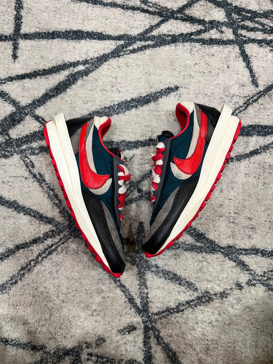 Nie Sacai Waffle Uni Red