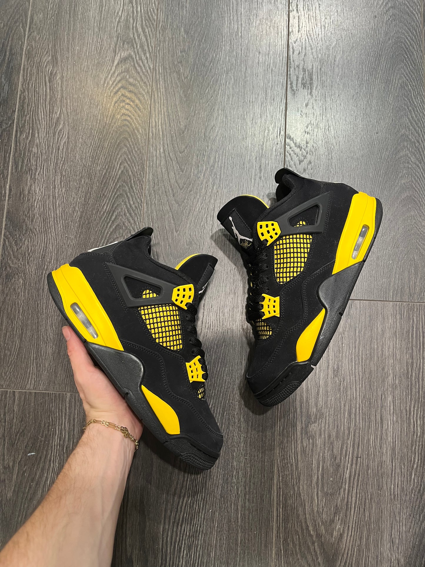 Air Jordan 4 Yellow Thunder