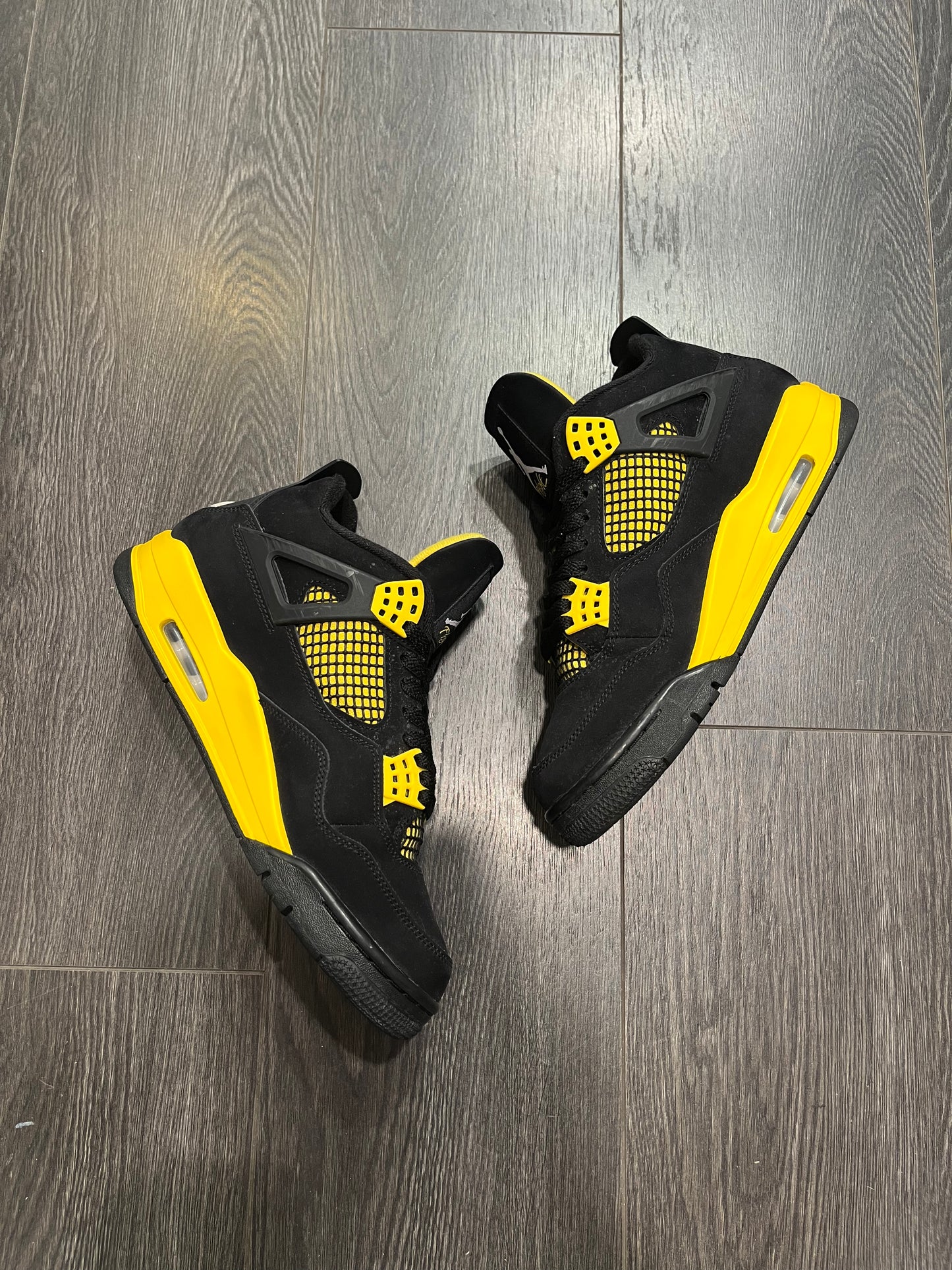 Air Jordan 4 Yellow Thunder