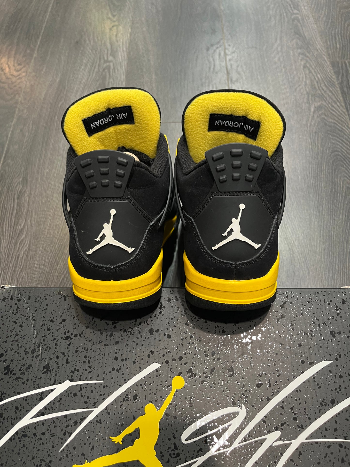 Air Jordan 4 Yellow Thunder
