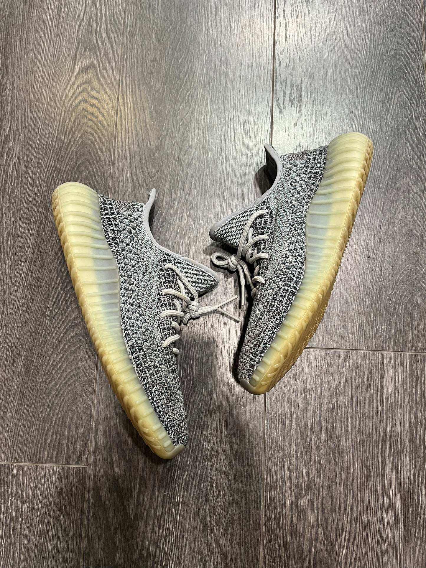Yeezy 350 V2 Ach Blue