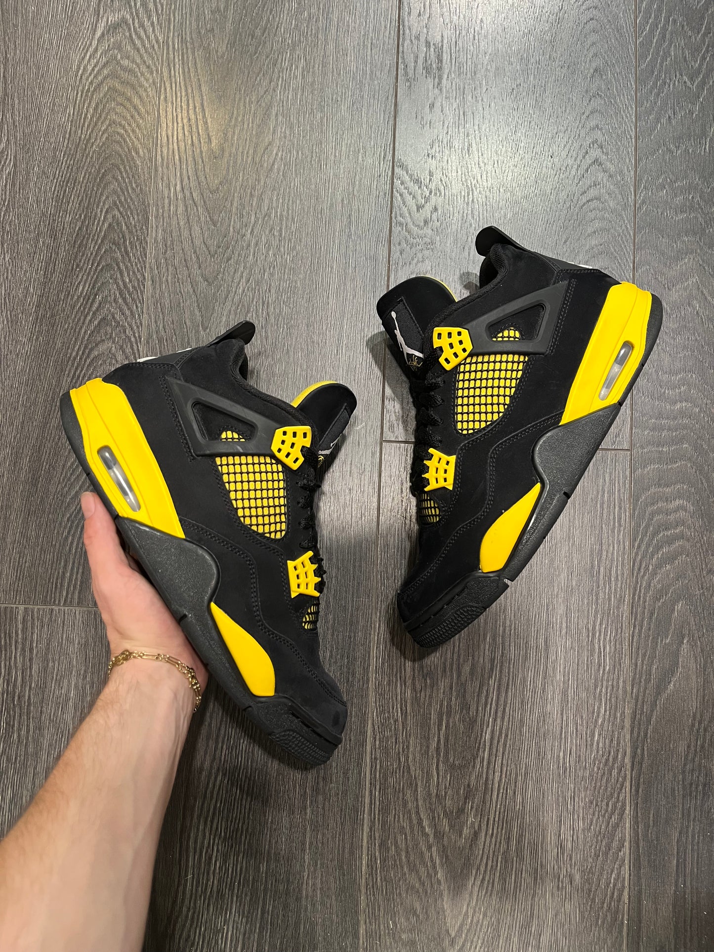 Air Jordan 4 Yellow Thunder