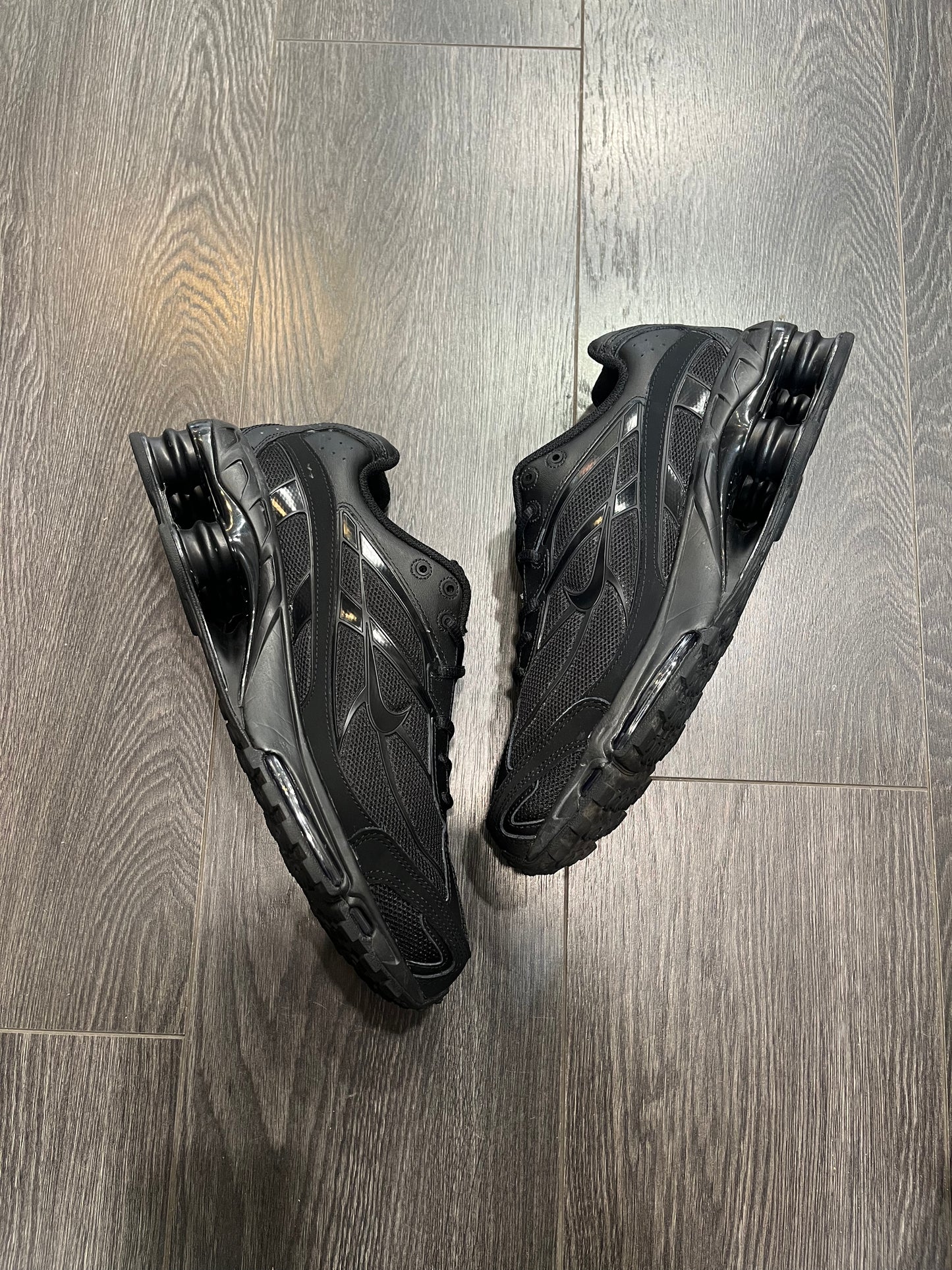 Nike Air Shox R2 Black