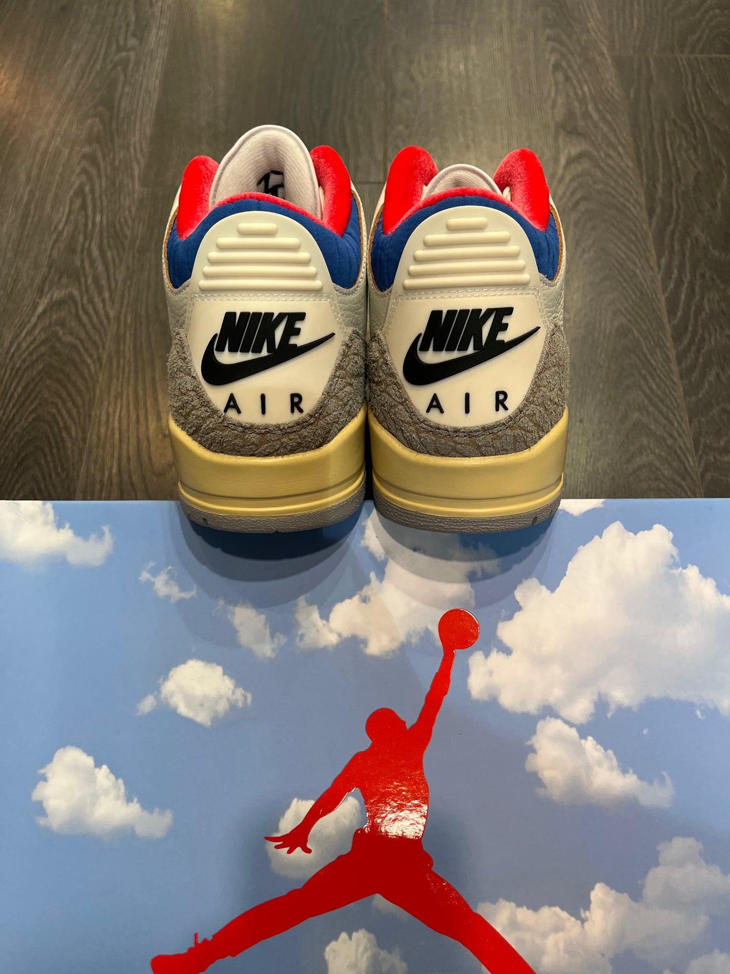 Air Jordan 3 Seoul