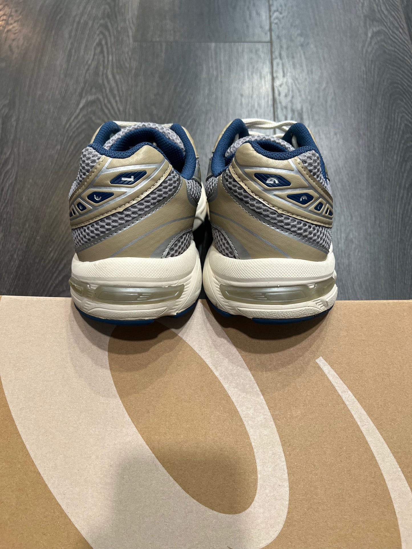 Asics Gel 11-30 Cream Blue