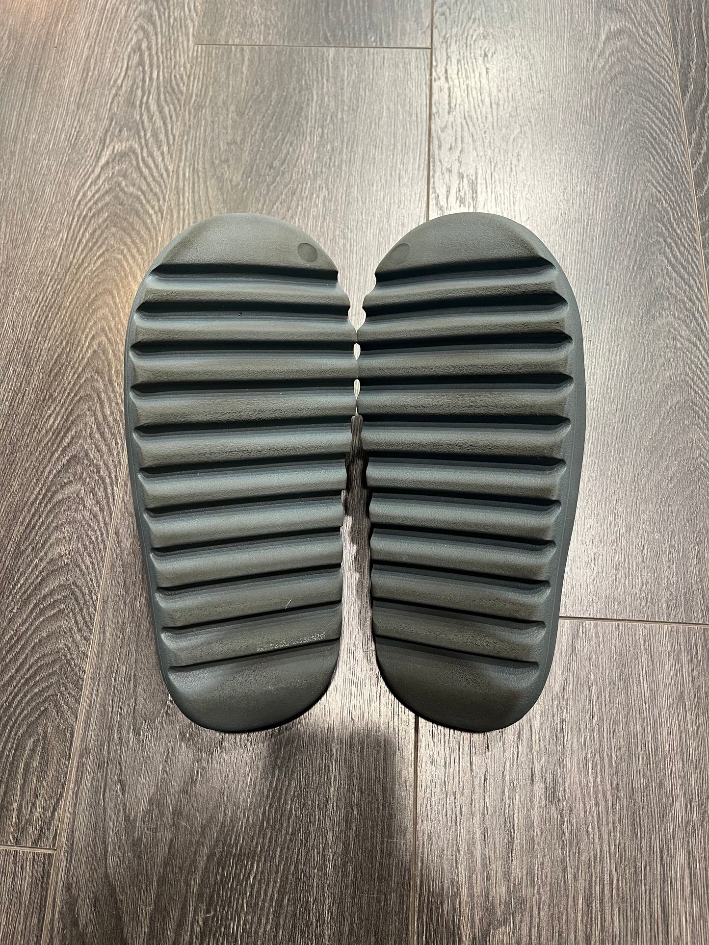 Yeezy Slide Steal Marin