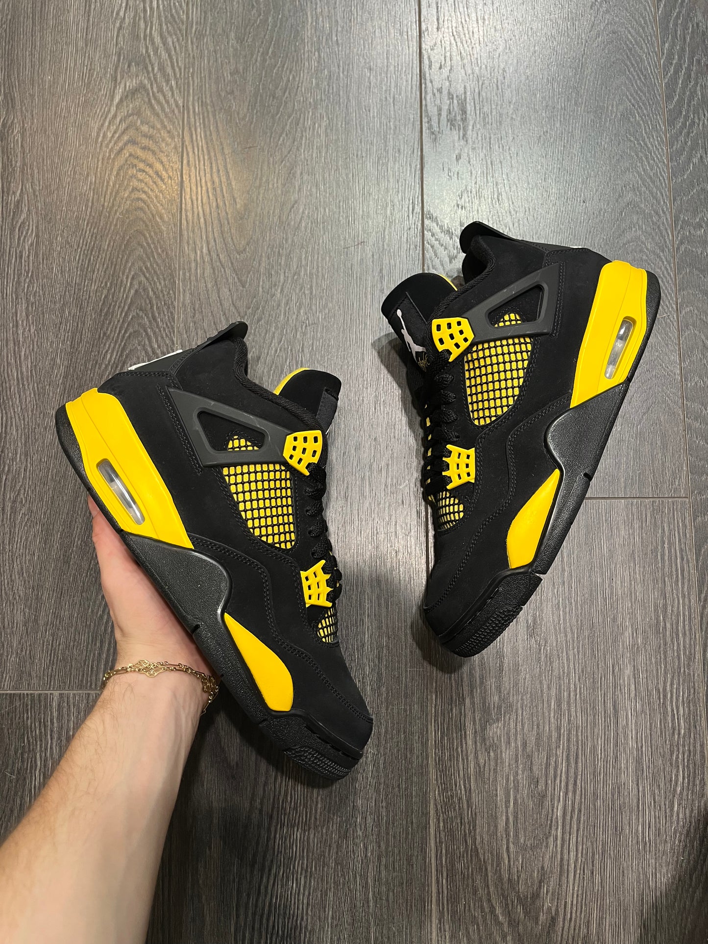 Air Jordan 4 Yellow Thunder