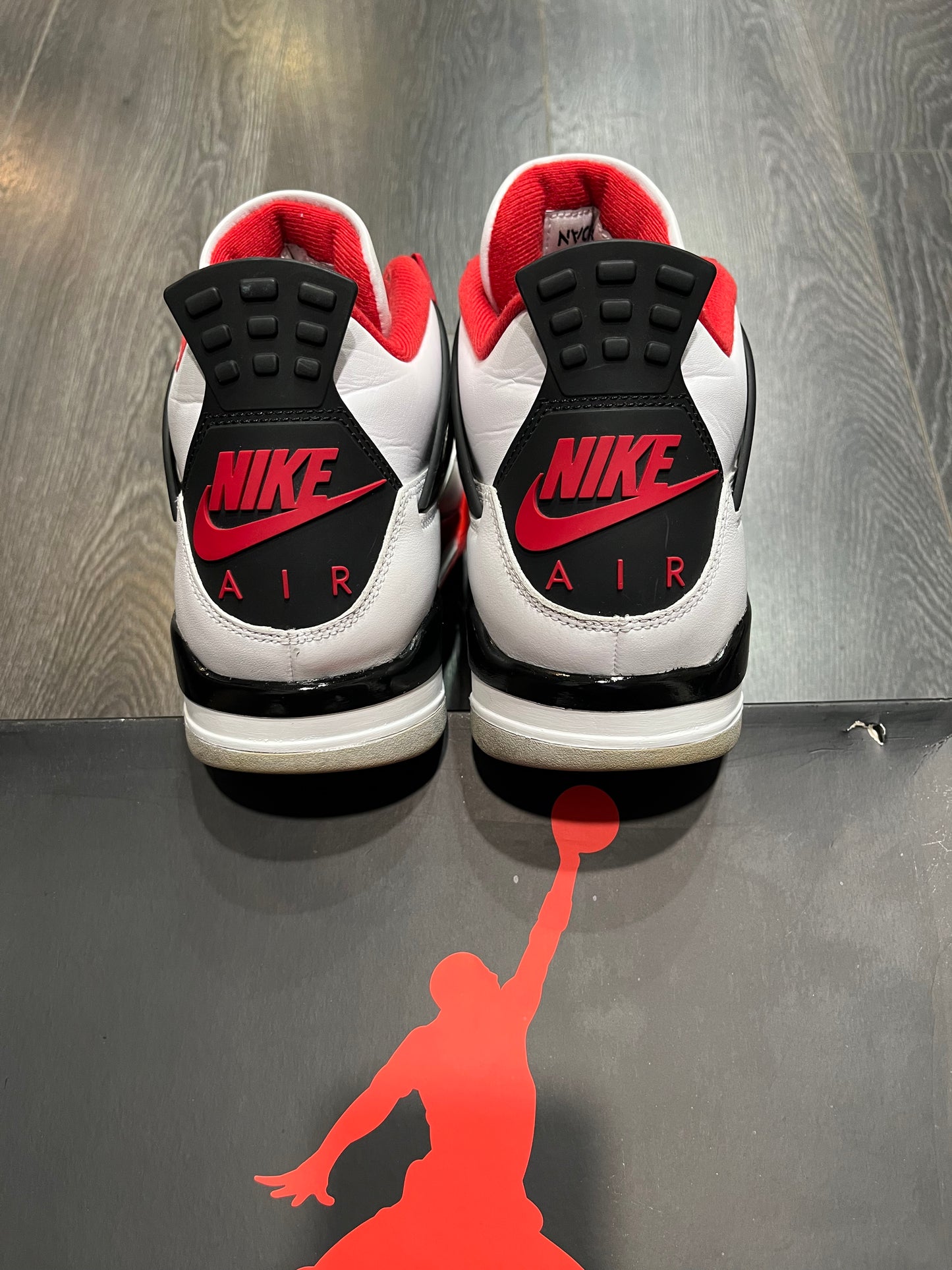 Air Jordan 4 Fire Red
