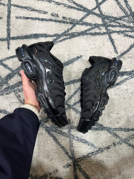 Nike Air Max Plus Triple Black