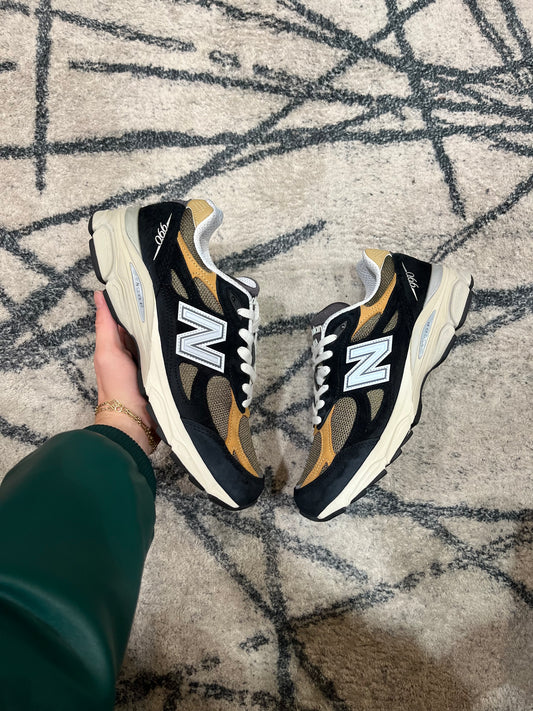 New Balance 990v3 Miusa Brown