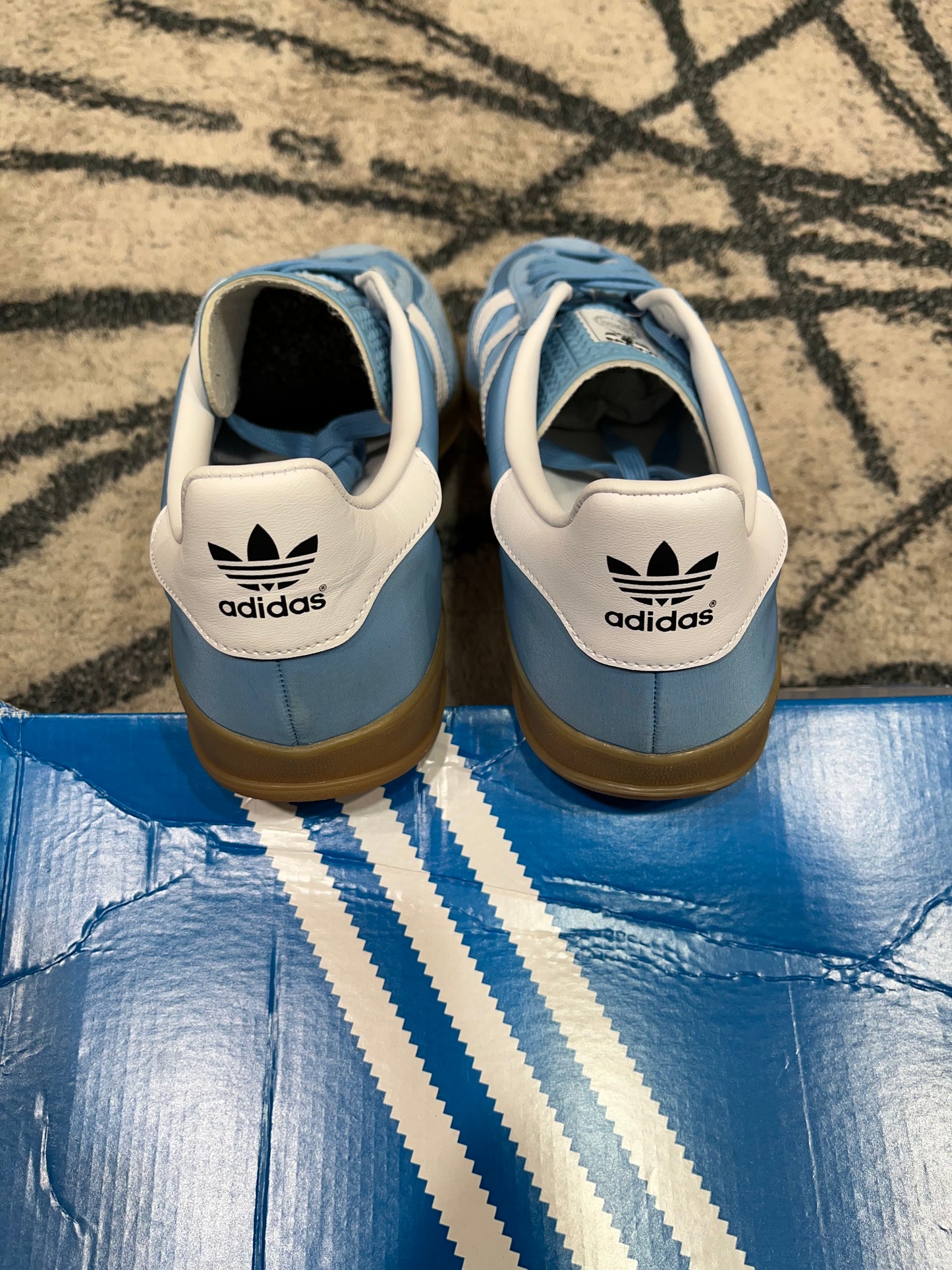 Gazelle Light Blue