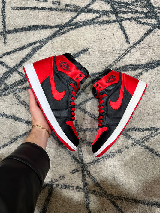 Air Jordan 1 Satin Bred